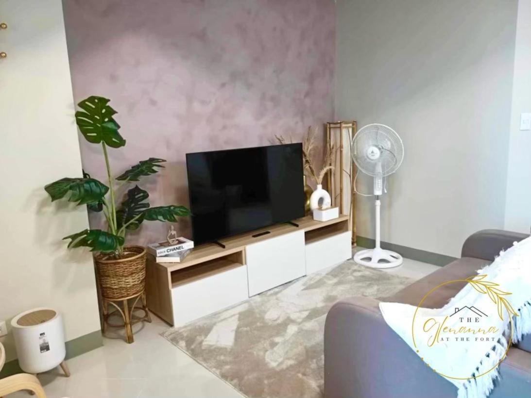 Maez - Uptown Parksuites Aparthotel Manila